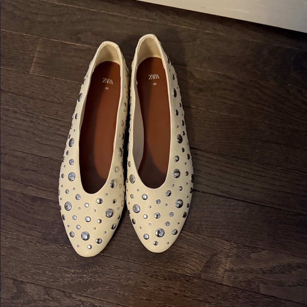 Zara Cream Studded Women's ballet Flats